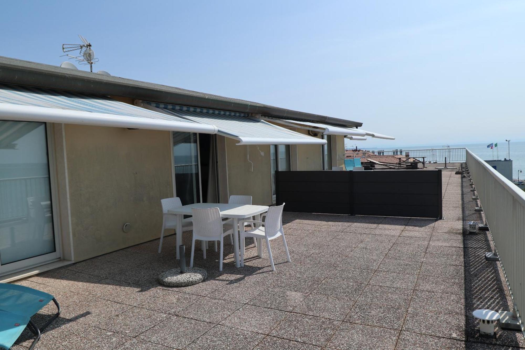 카오를레 Penthouse Attico Mara 아파트 외부 사진